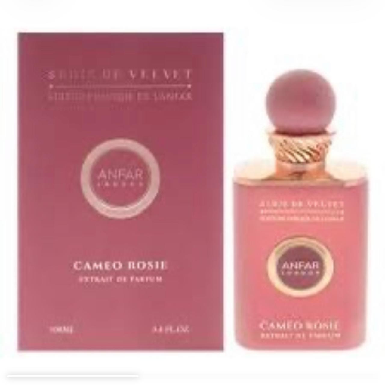 Cameo Rosie 